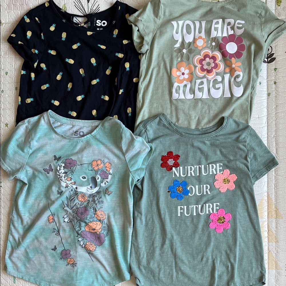 SO Kids’ Graphic T-Shirts - Size: M (8)